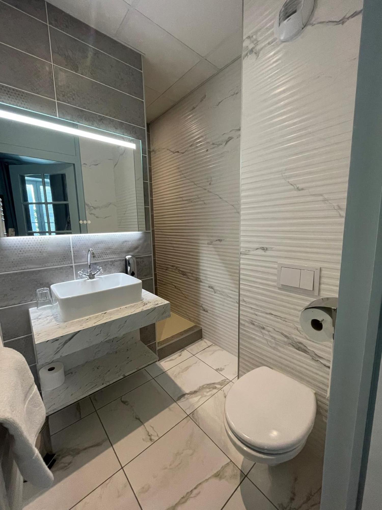 Domaine Clairfontaine Noyarey - Suites Junior Экстерьер фото