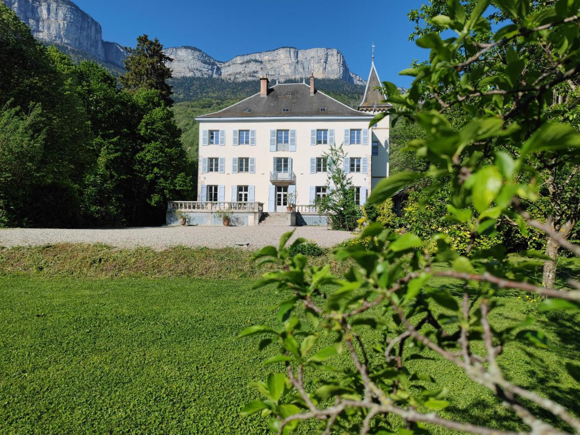 Domaine Clairfontaine Noyarey - Suites Junior Экстерьер фото